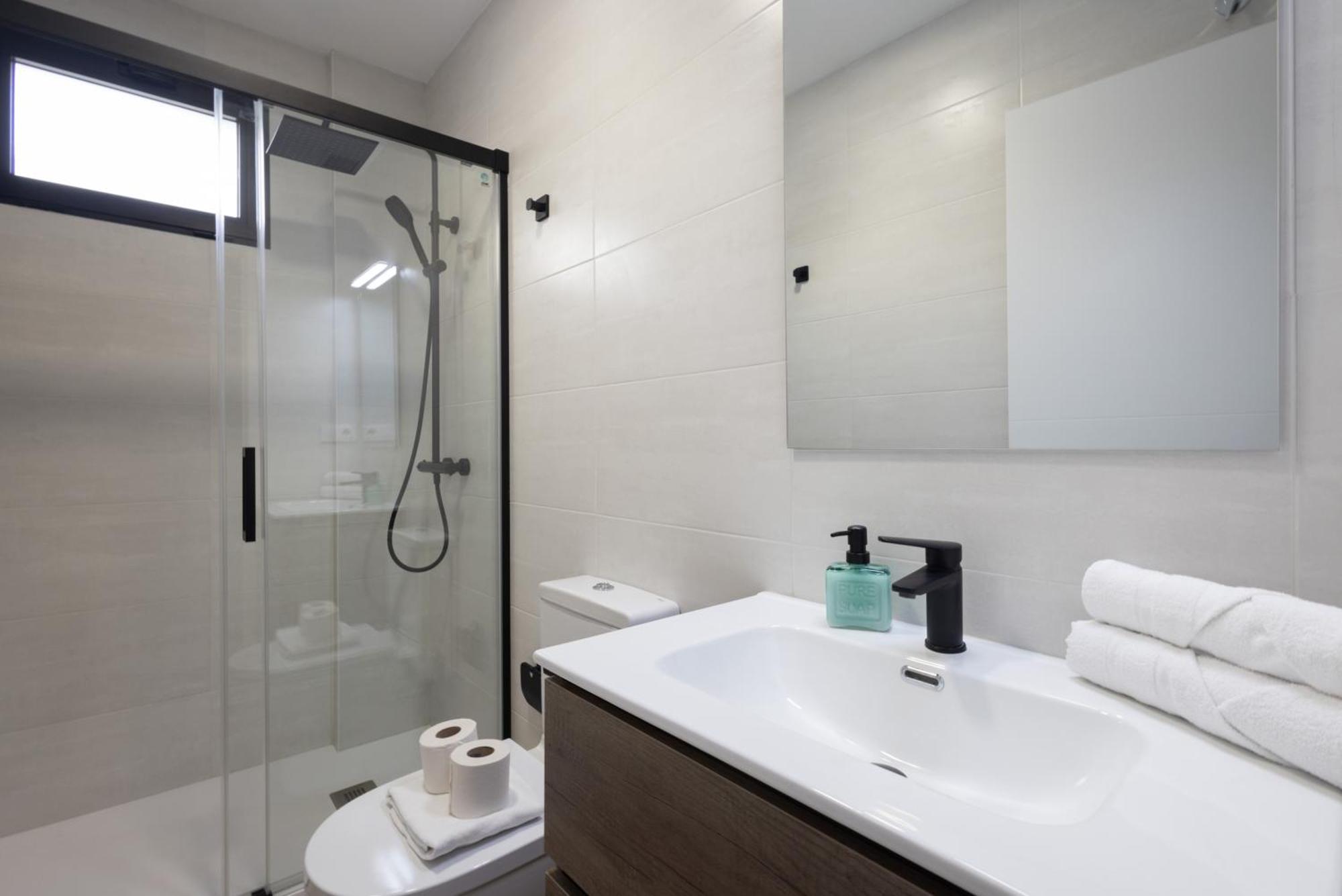 Cruz Cubierta Apartments فالنسيا المظهر الخارجي الصورة